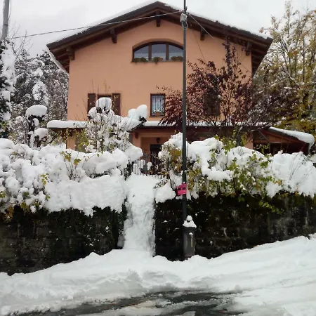 Dom wakacyjny Ca Ciari Casa Vacanze